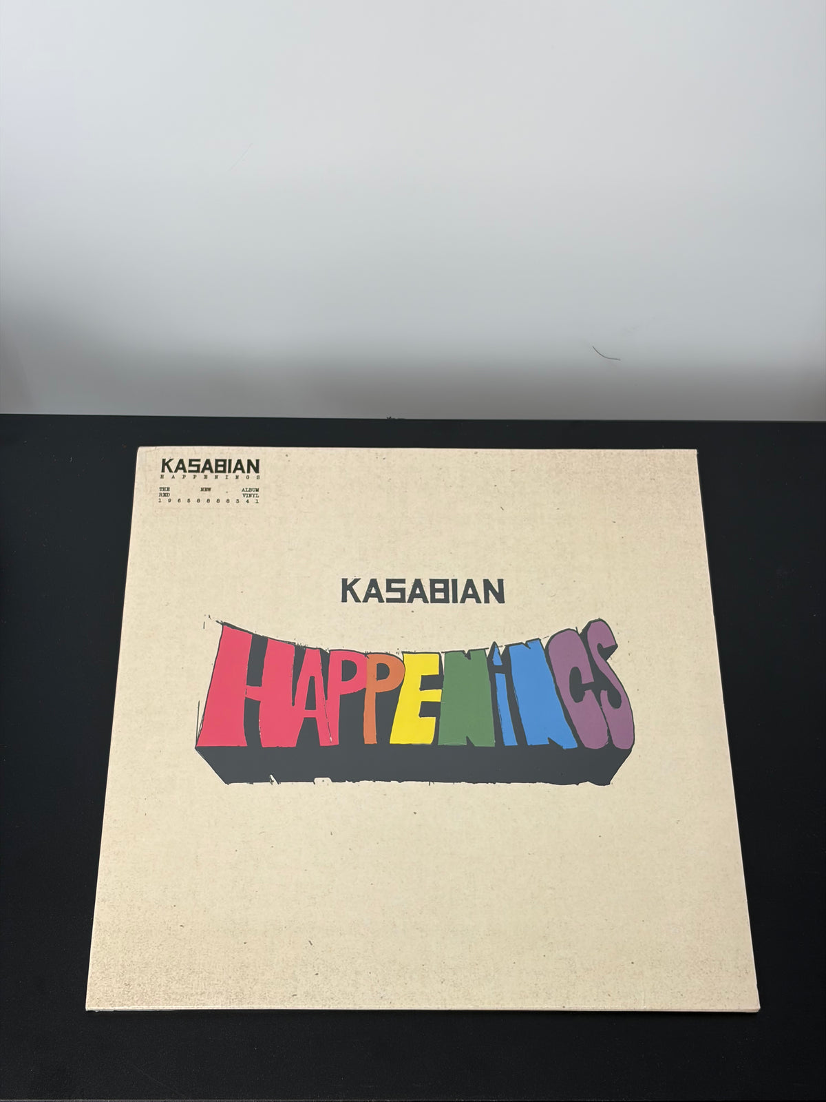 Kasabian - Happenings (Coloured)