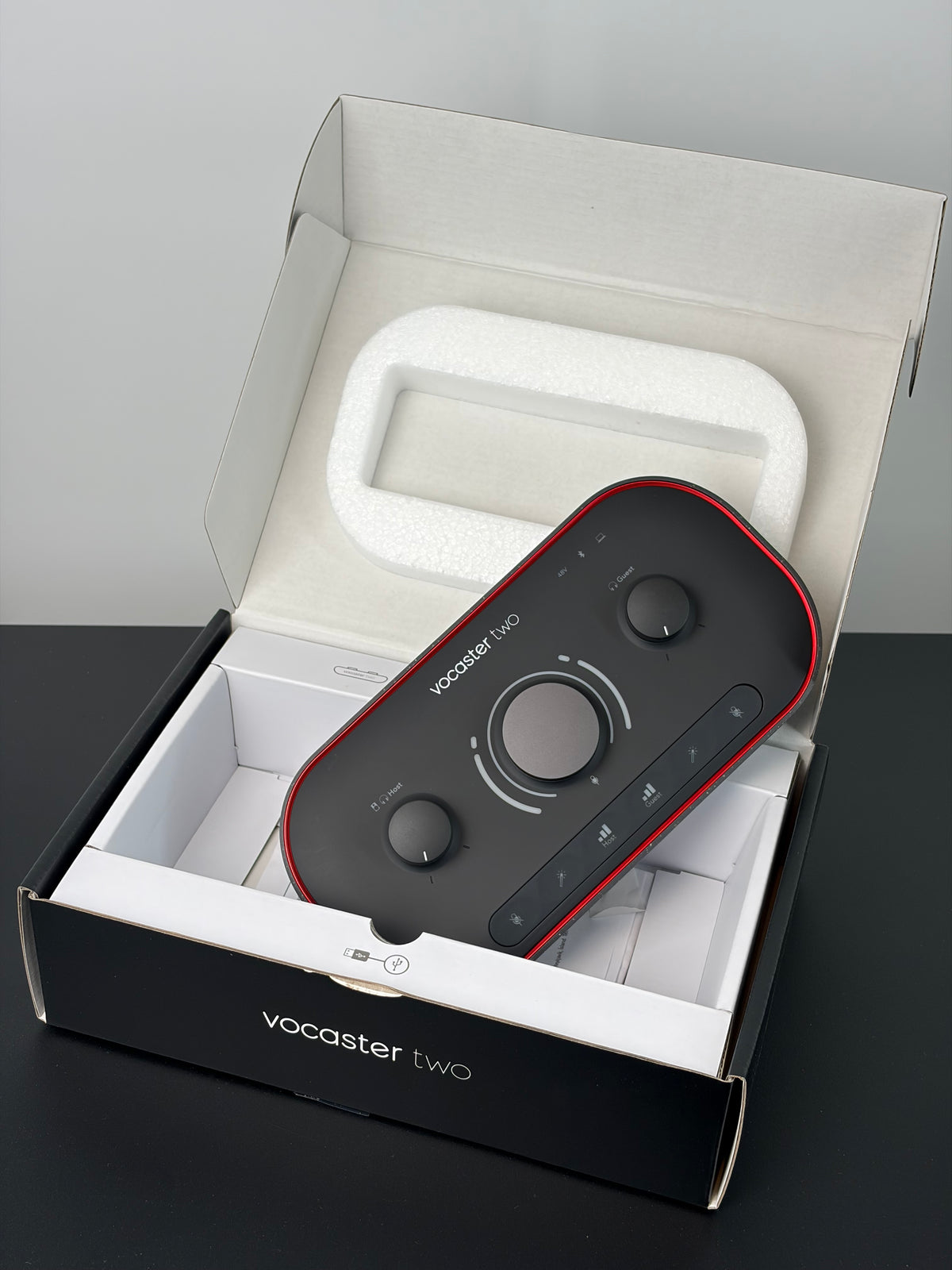 Focusrite Vocaster Two