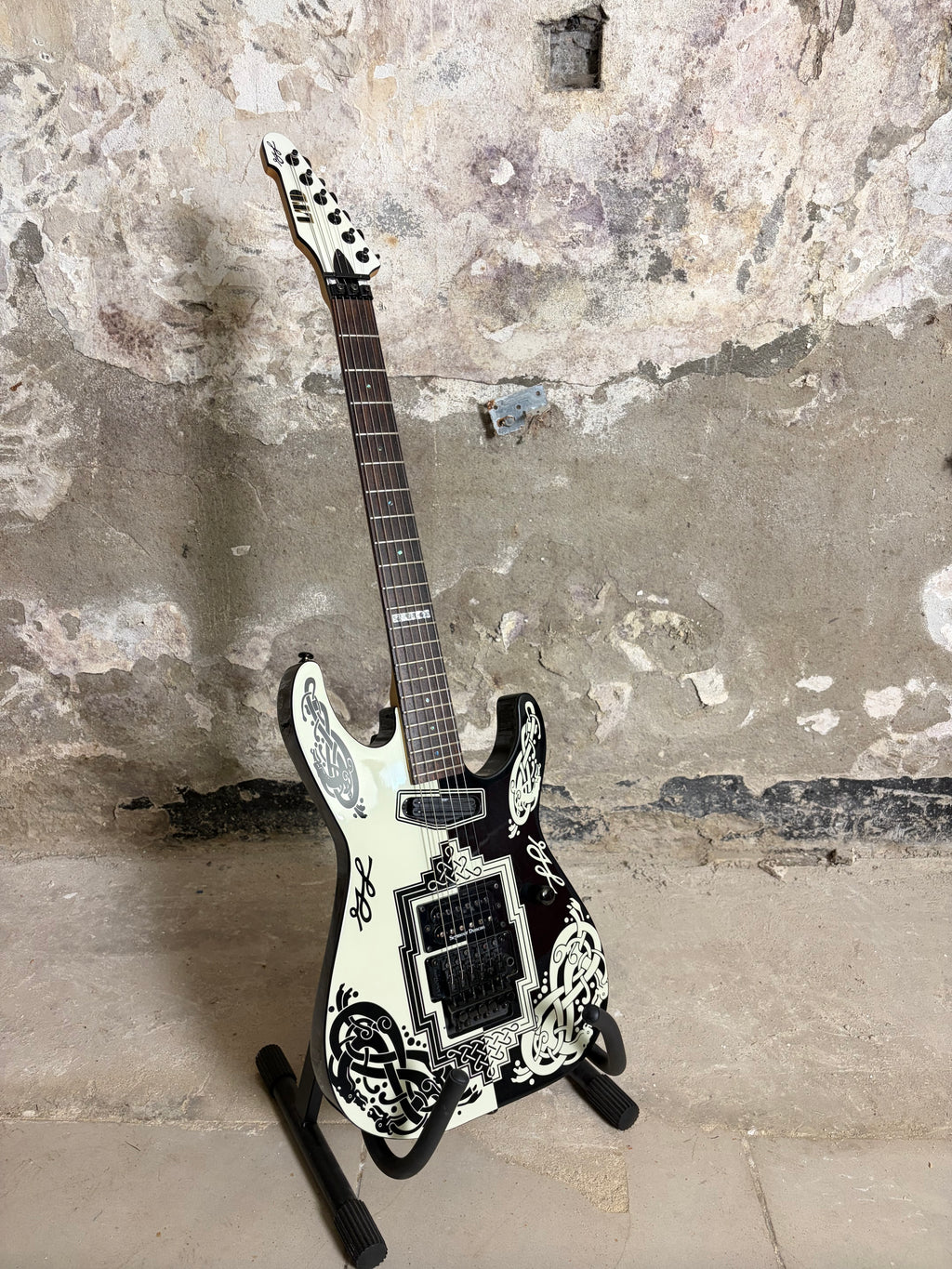 ESP LTD Serpent-600 George Lynch Signature