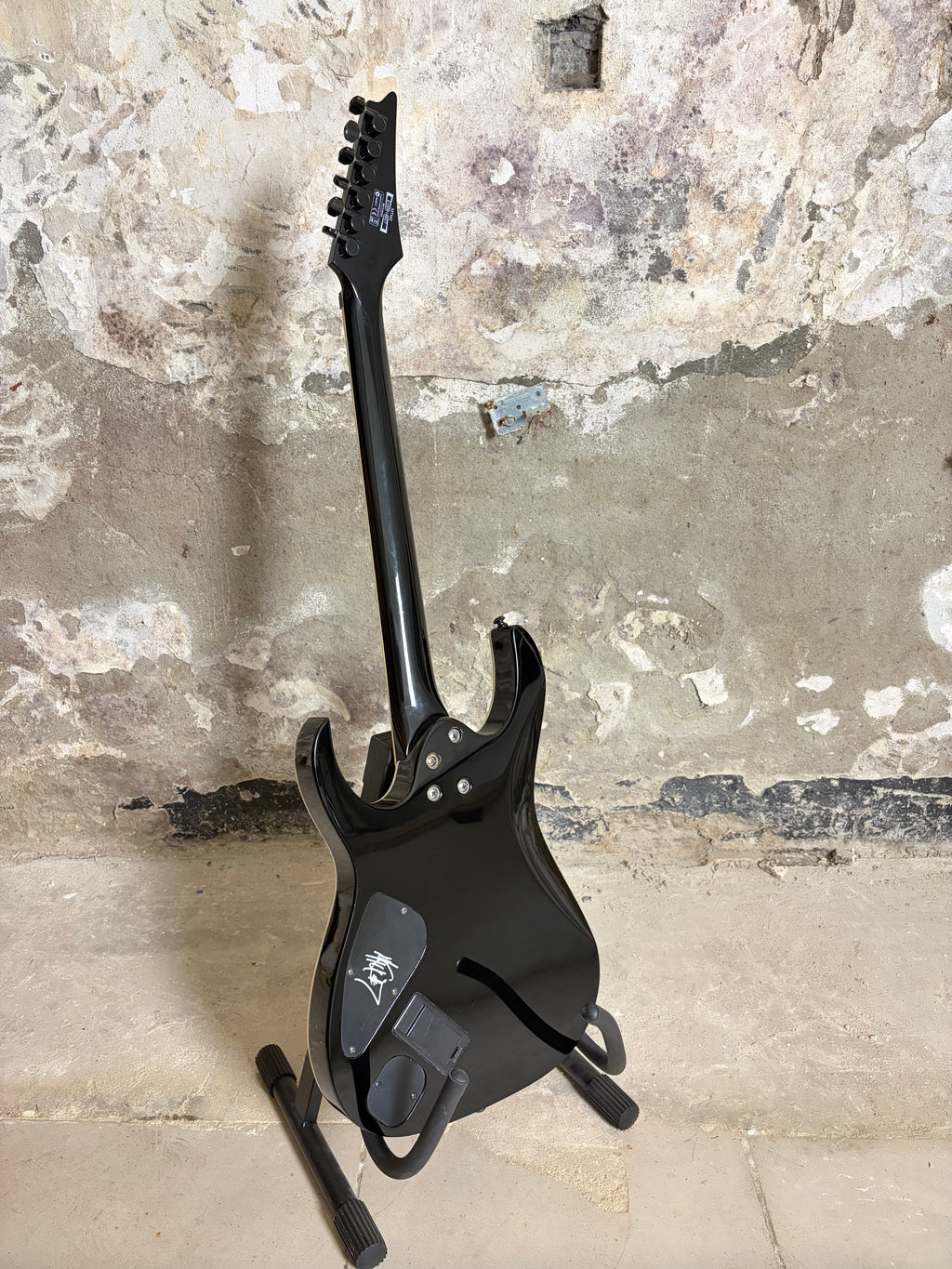 Ibanez MTM2 - Mick Thomson Signature
