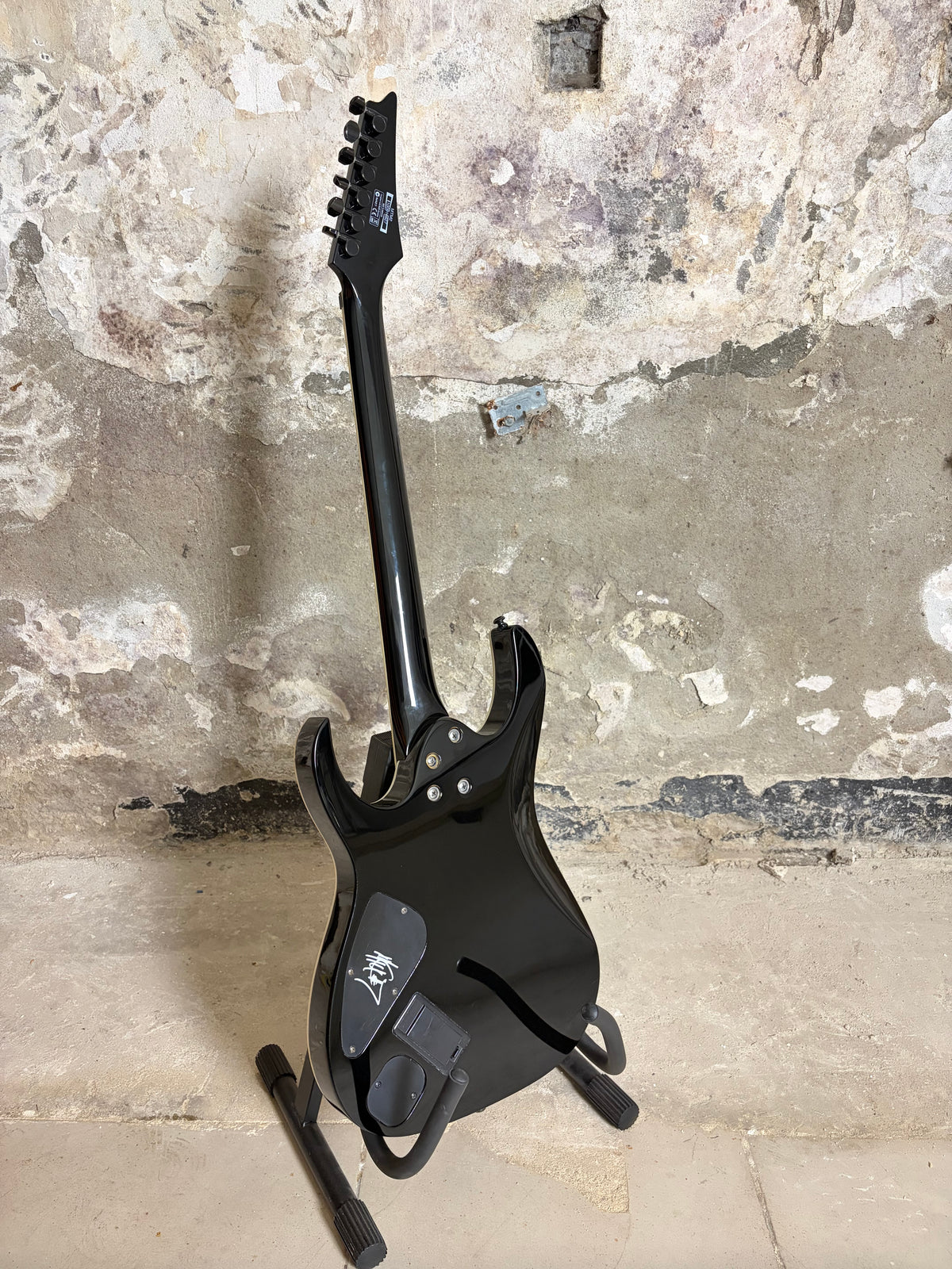 Ibanez MTM2 - Mick Thomson Signature