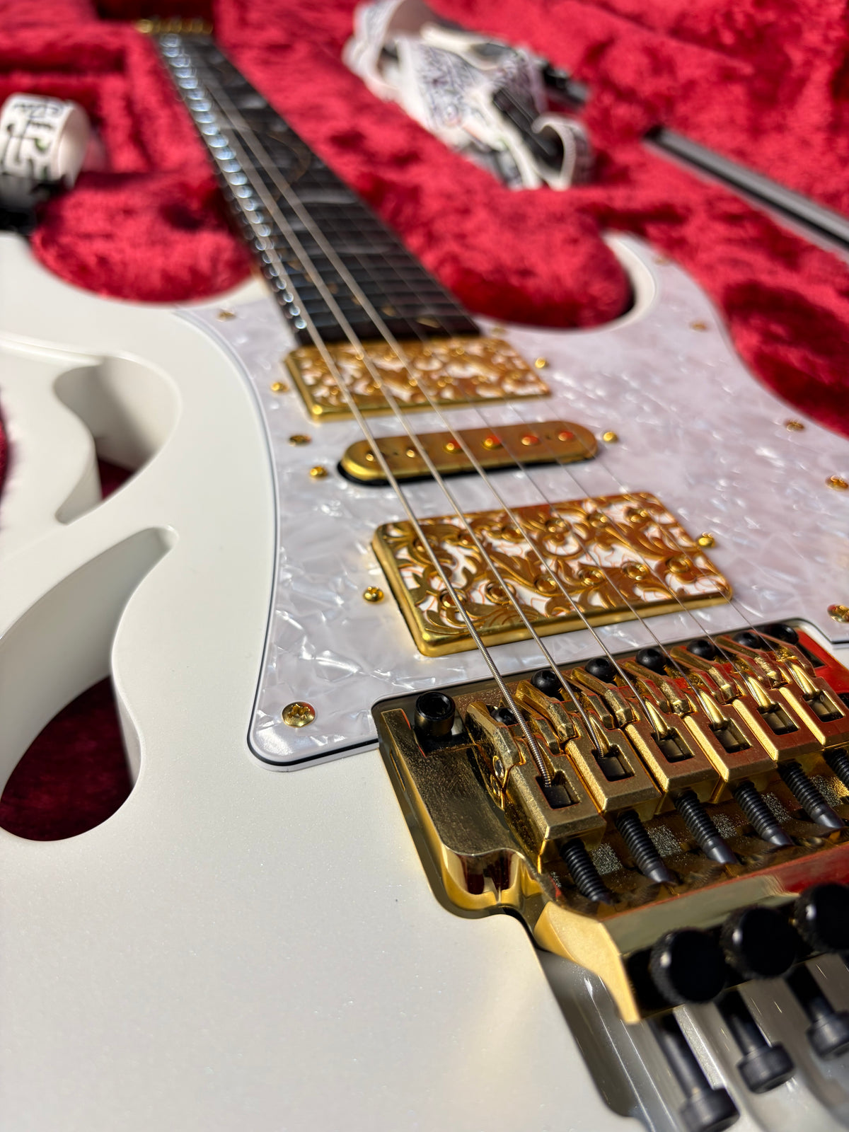 Ibanez PIA3761