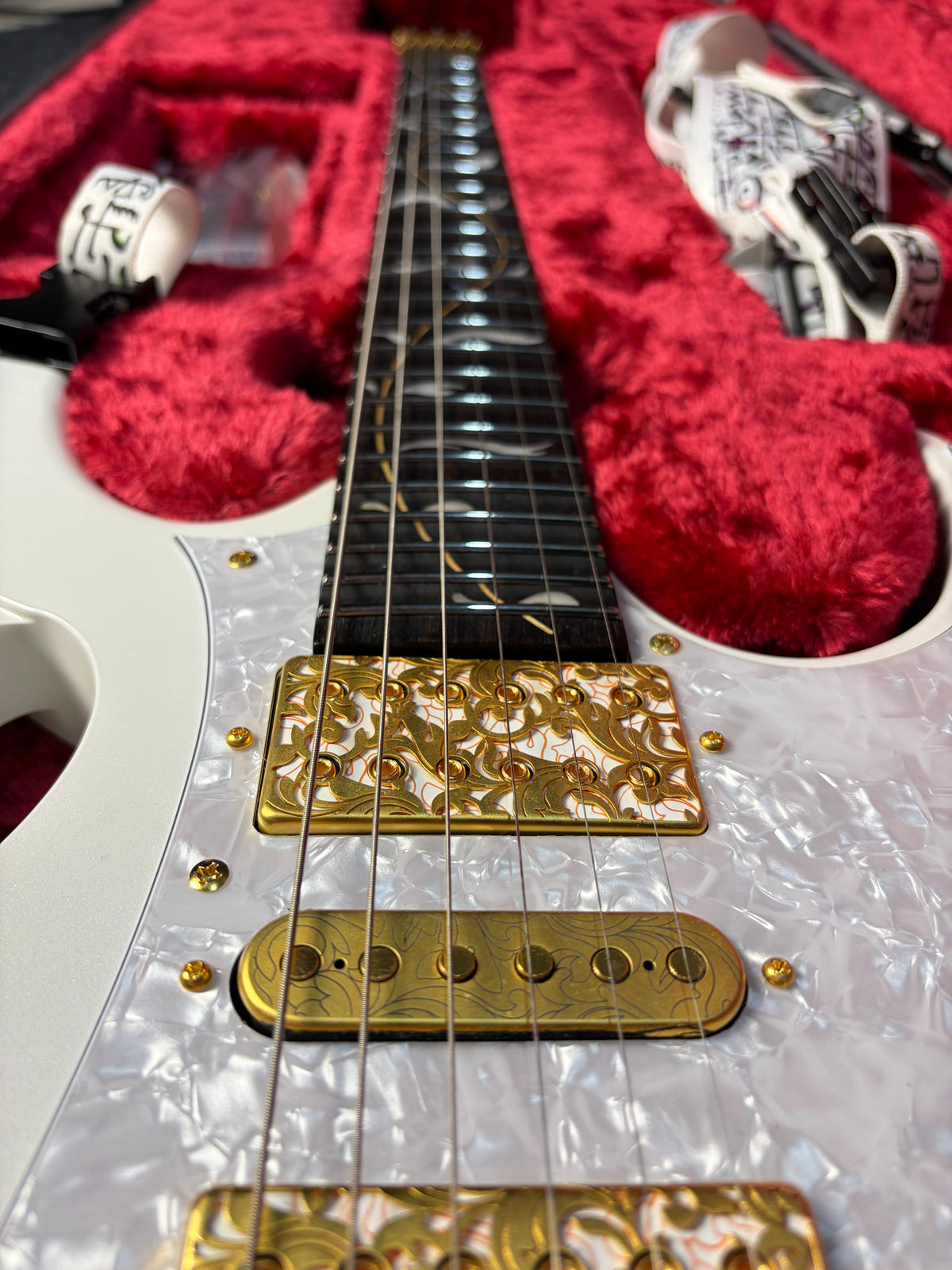 Ibanez PIA3761