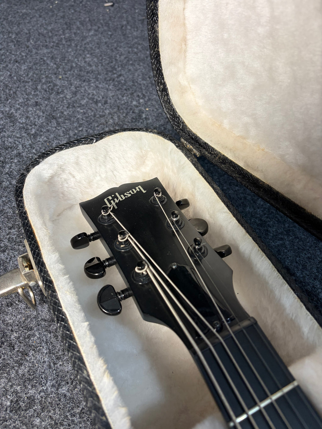 Gibson SG Special Gothic II