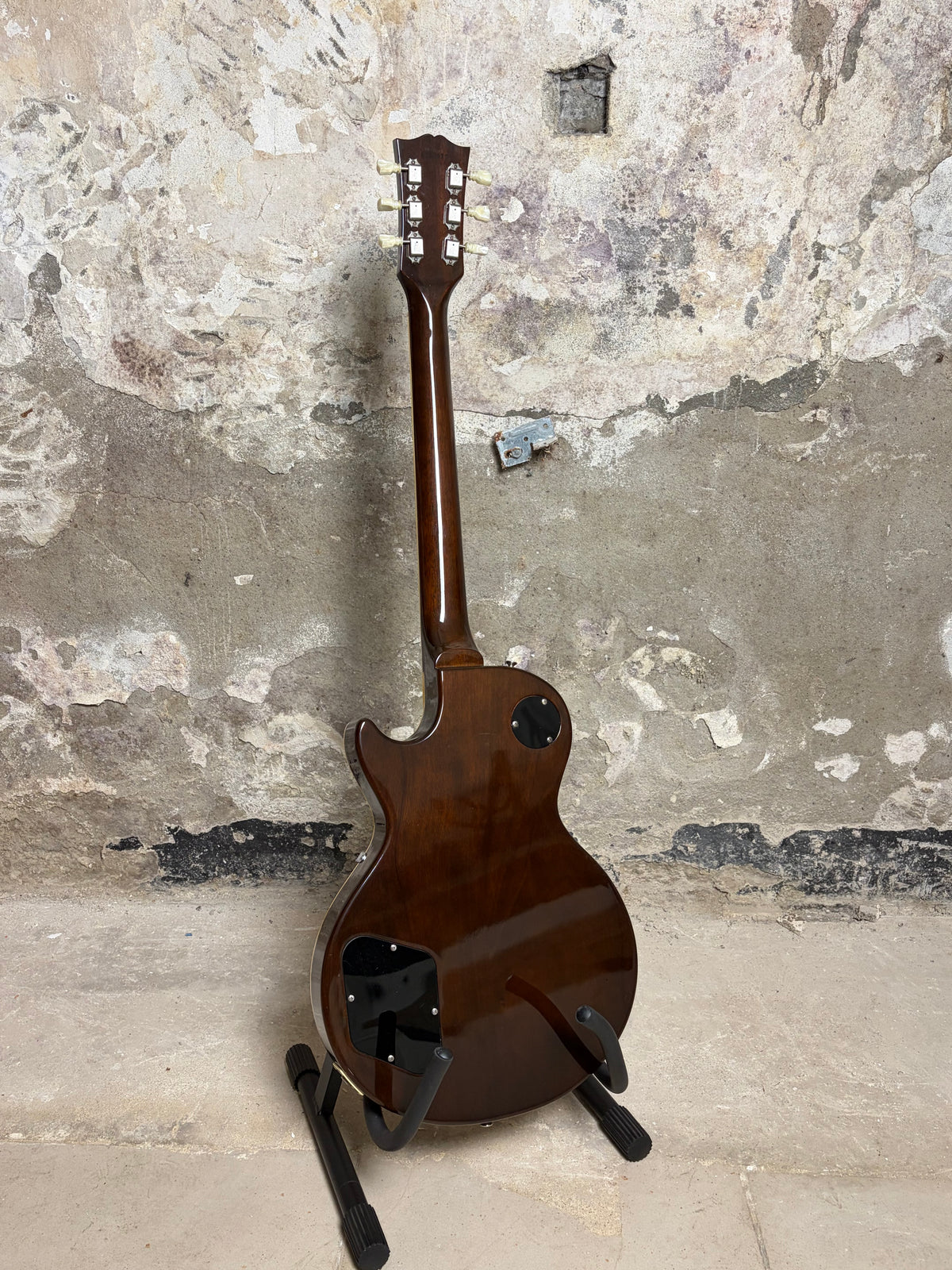 Tokai LS60