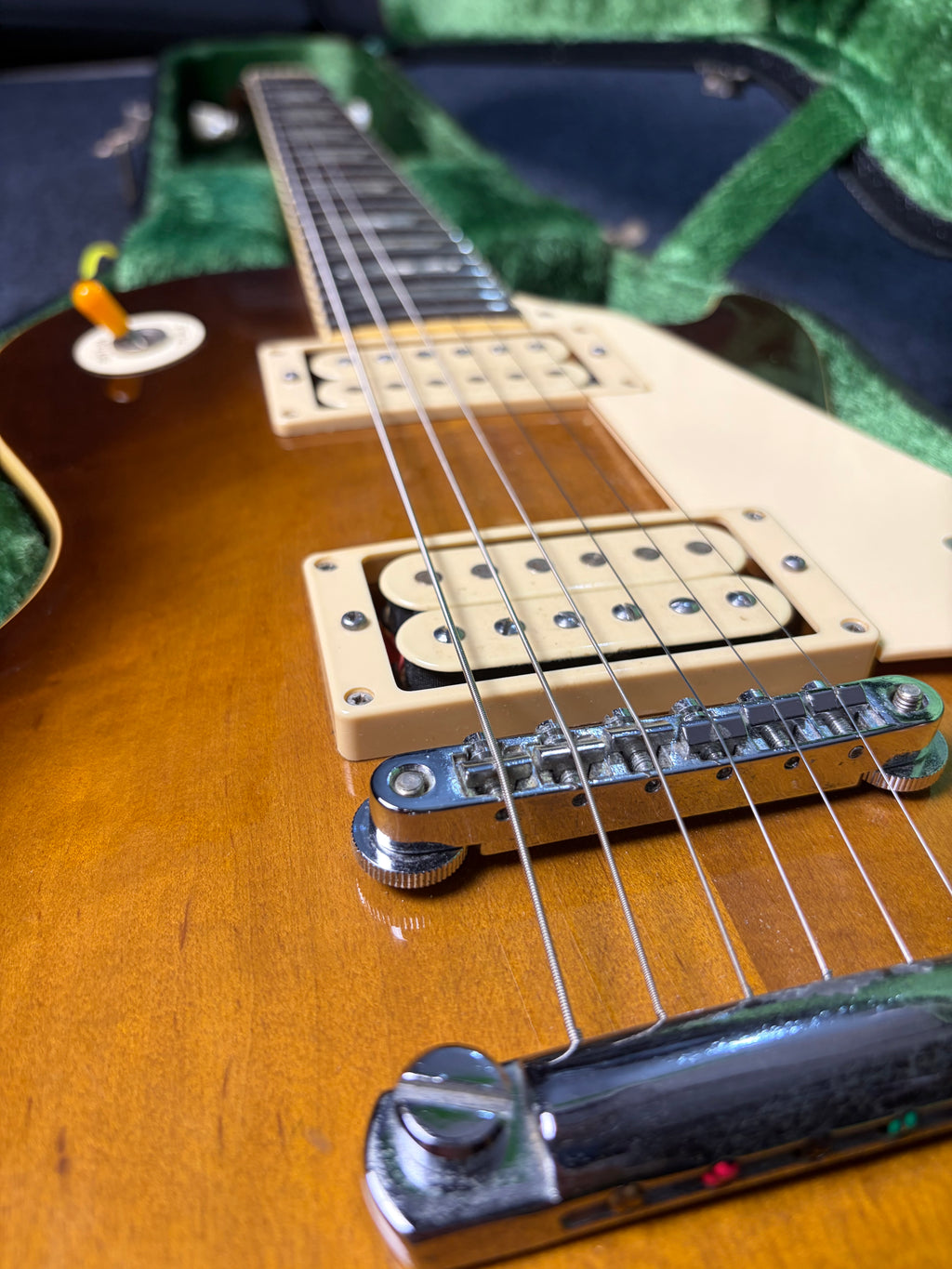Tokai LS60