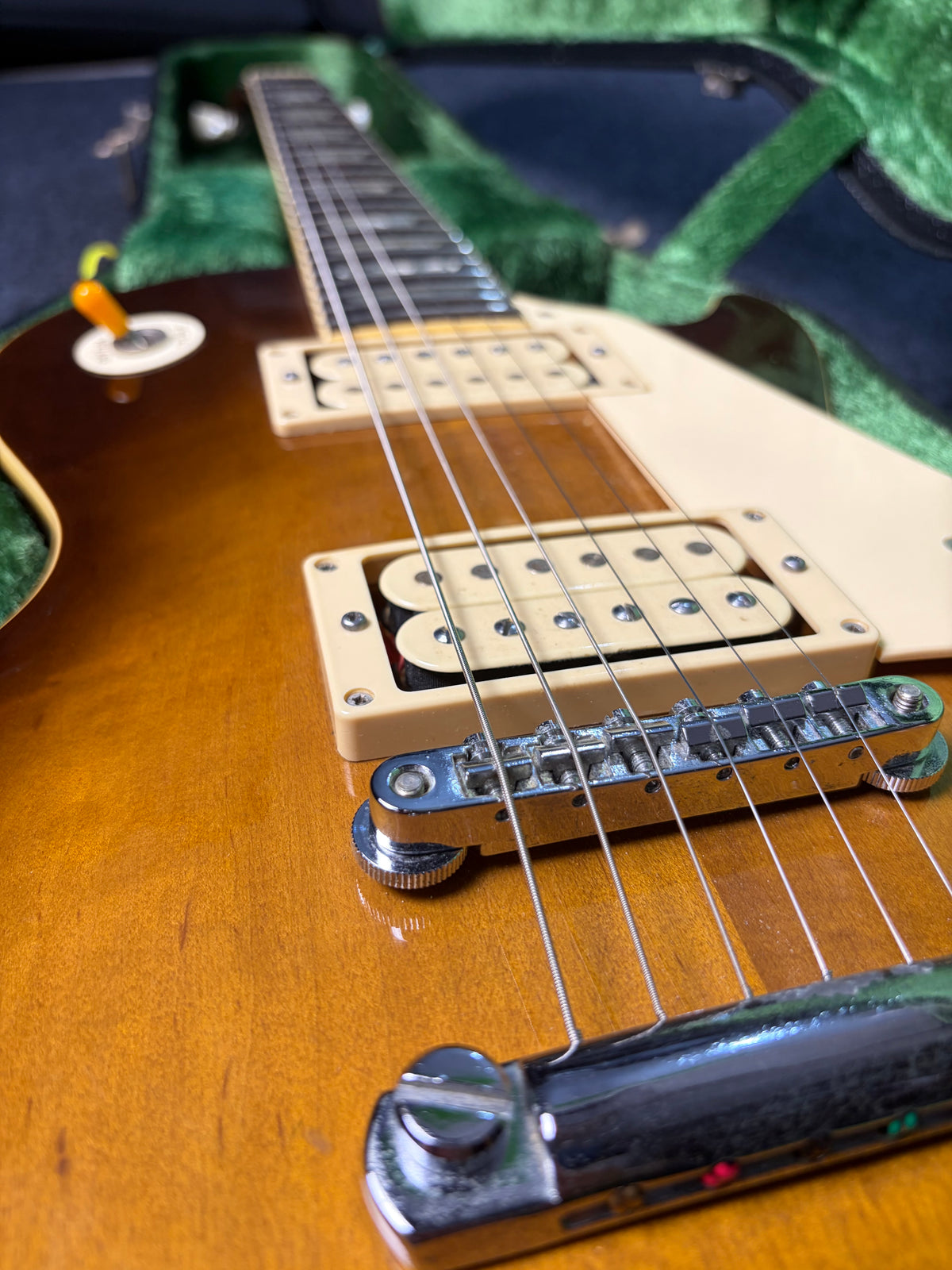 Tokai LS60