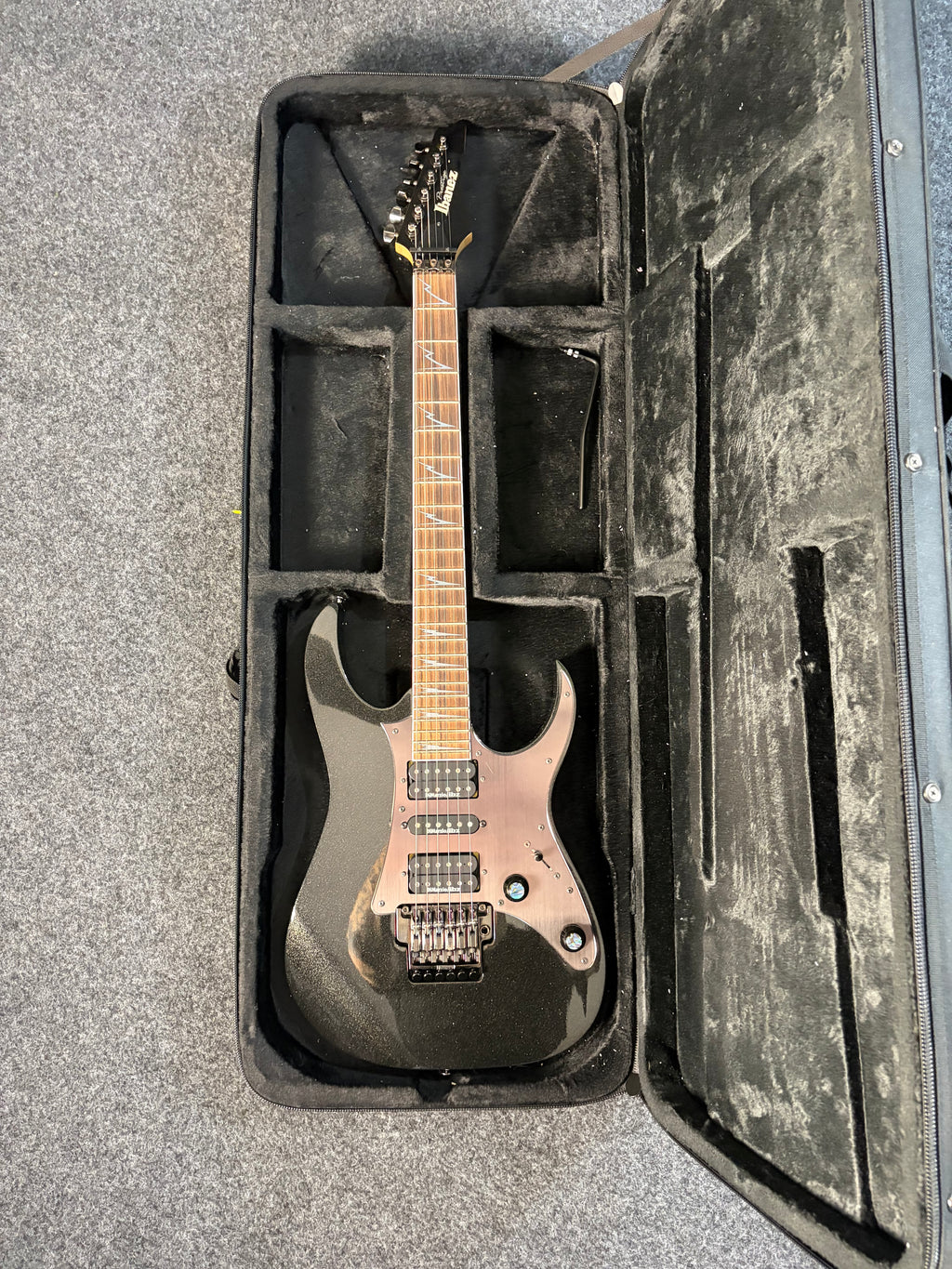Ibanez RG2550E