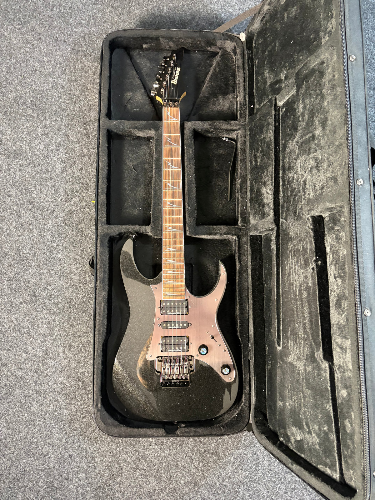 Ibanez RG2550E